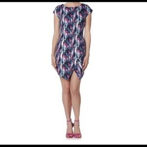 🆕 Attention Body-Con Dress